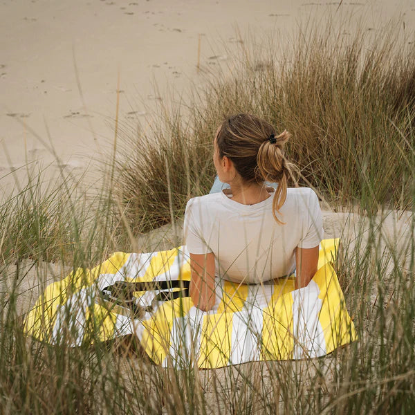 Baya™ Sommerhandtuch gestreift - Schnelltrocknend & Sandabweisend